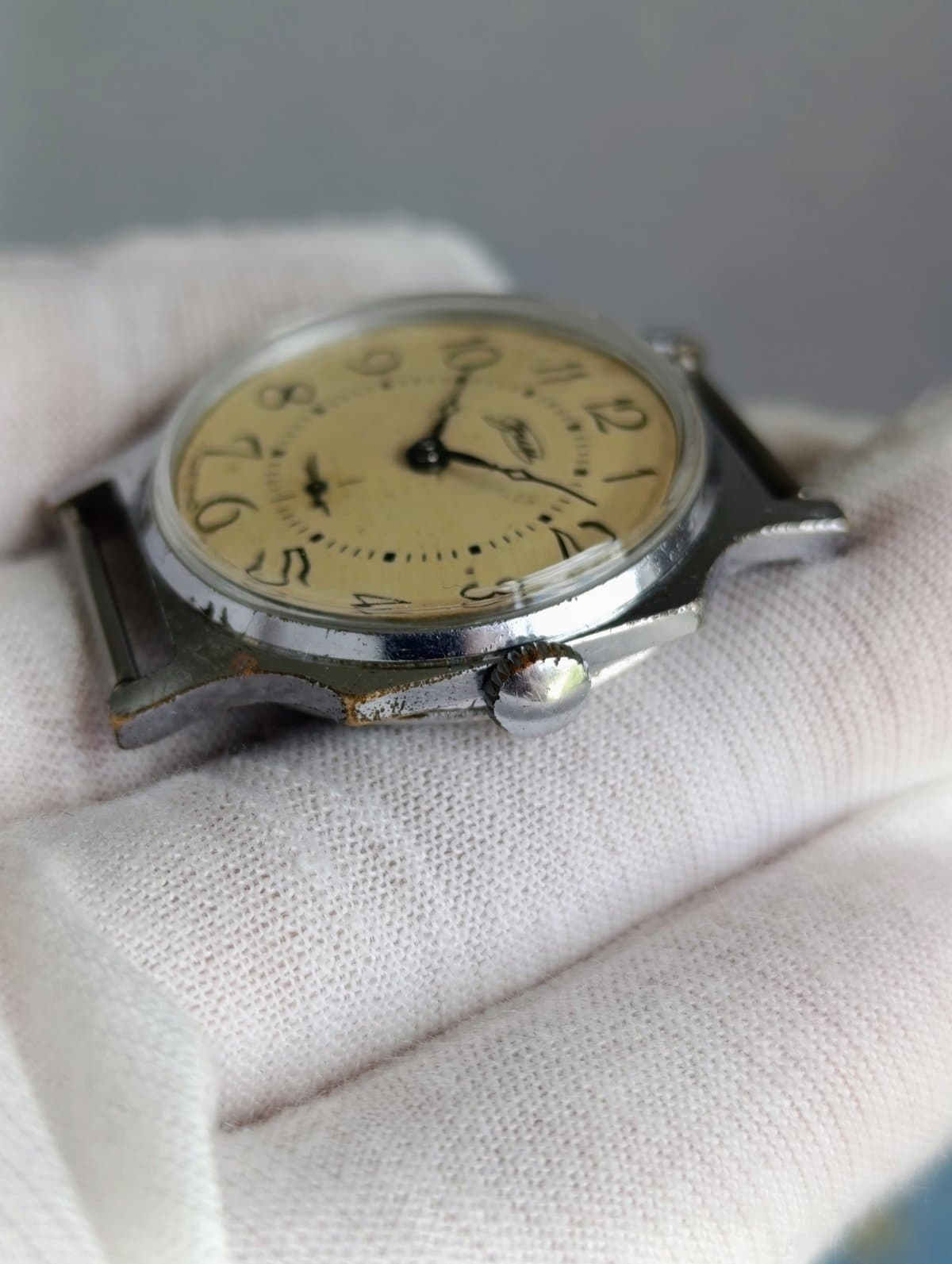 Vintage ZIM Soviet Dress Watch – Caliber 2602 Small Seconds Freshly Serviced  – thumbnail 4