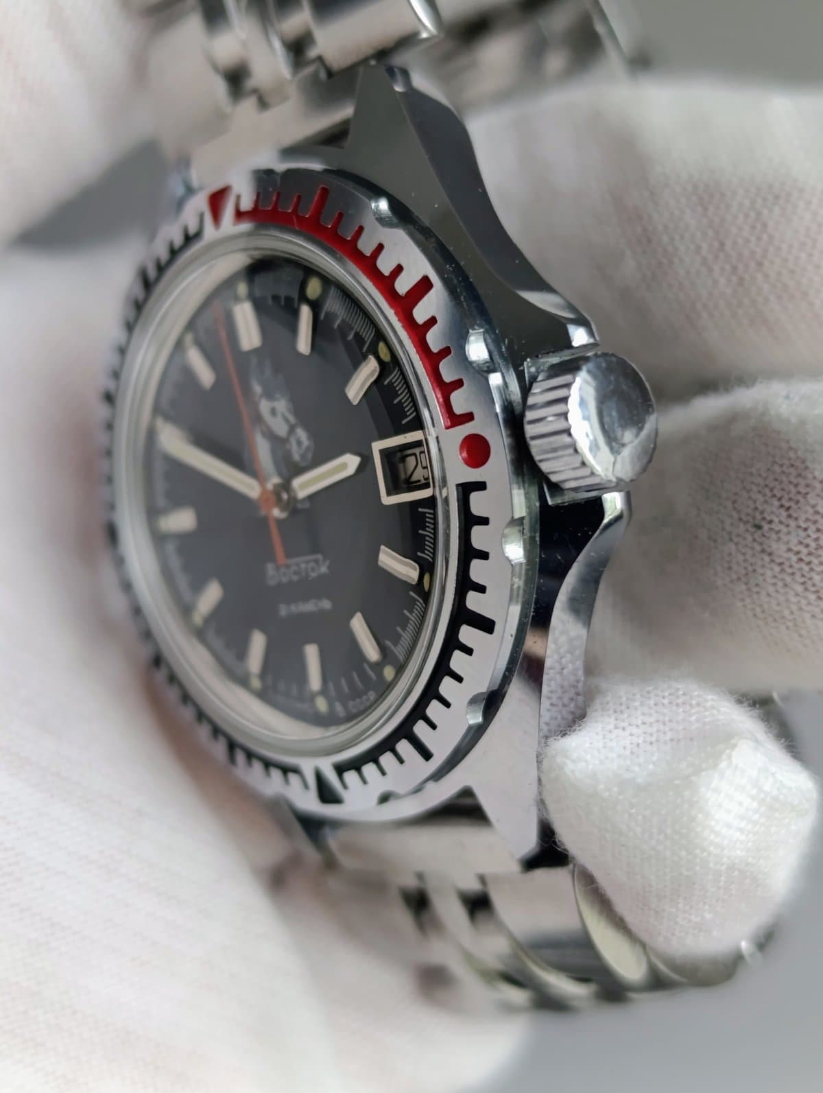 Soviet Vostok Amphibia Automatic Diver, Horse Dial Caliber 2416Б 1980s USSR  – thumbnail 6