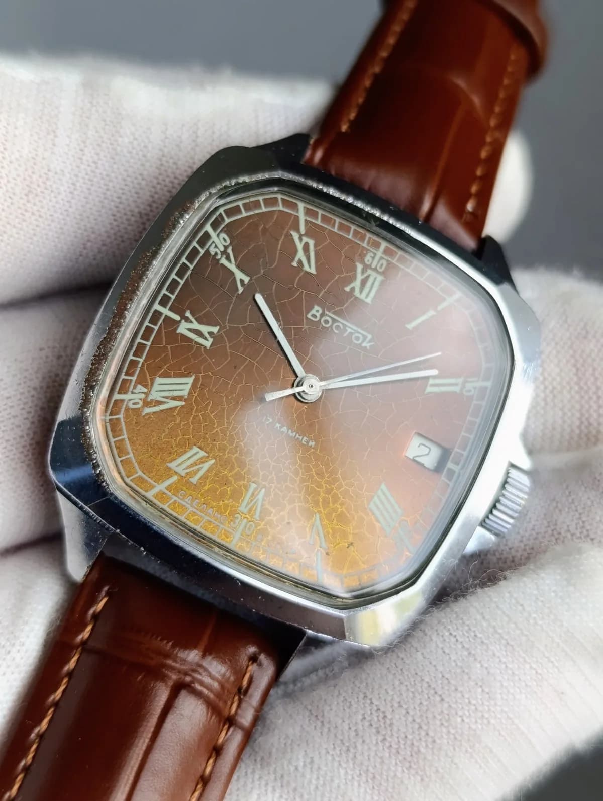 Vintage USSR Vostok Mechanical Watch Cal. 2414A Chistopol Watch Factory 1980s – thumbnail 4