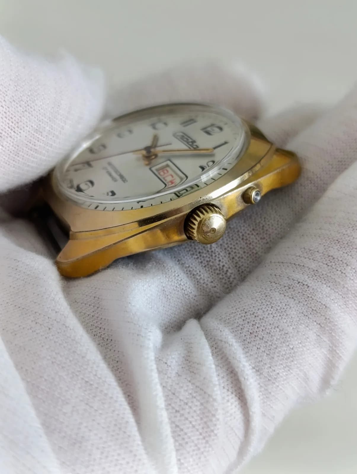 1980s Slava 2427 Automatic Soviet Watch 37mm Gold-Plated – thumbnail 4