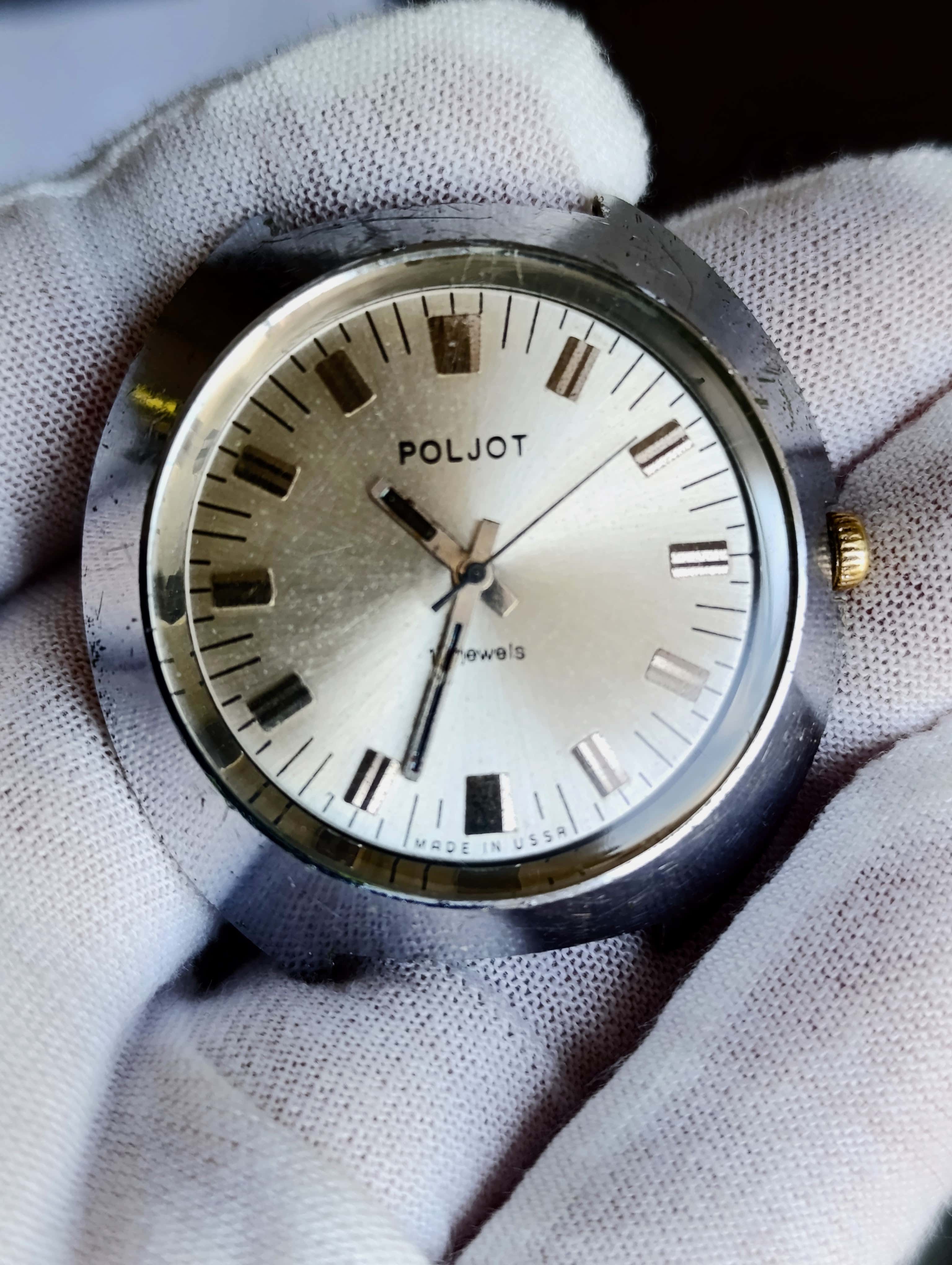 Vintage Poljot "Vulcan" Men's Mechanical Wristwatch – USSR Export Version (1970s)