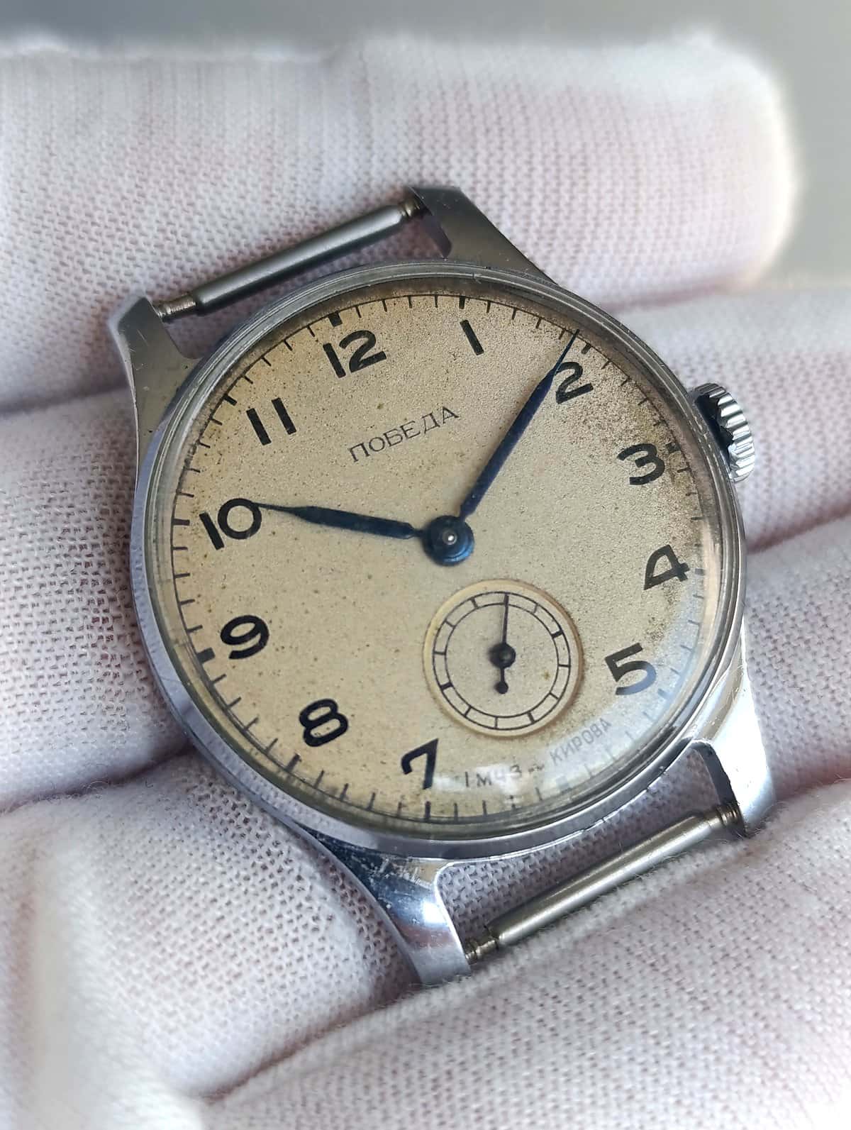 Vintage Pobeda Watch Cal 2602 Model ЧН-802К 15 Jewels First Moscow Watch Factory