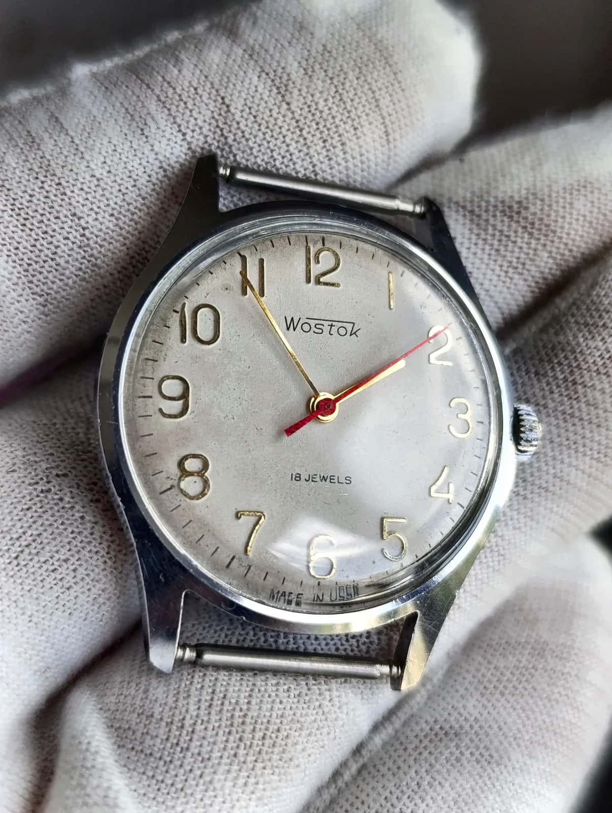 Vostok Cal. 2209 Soviet Watch 18 Jewels USSR 1970s
