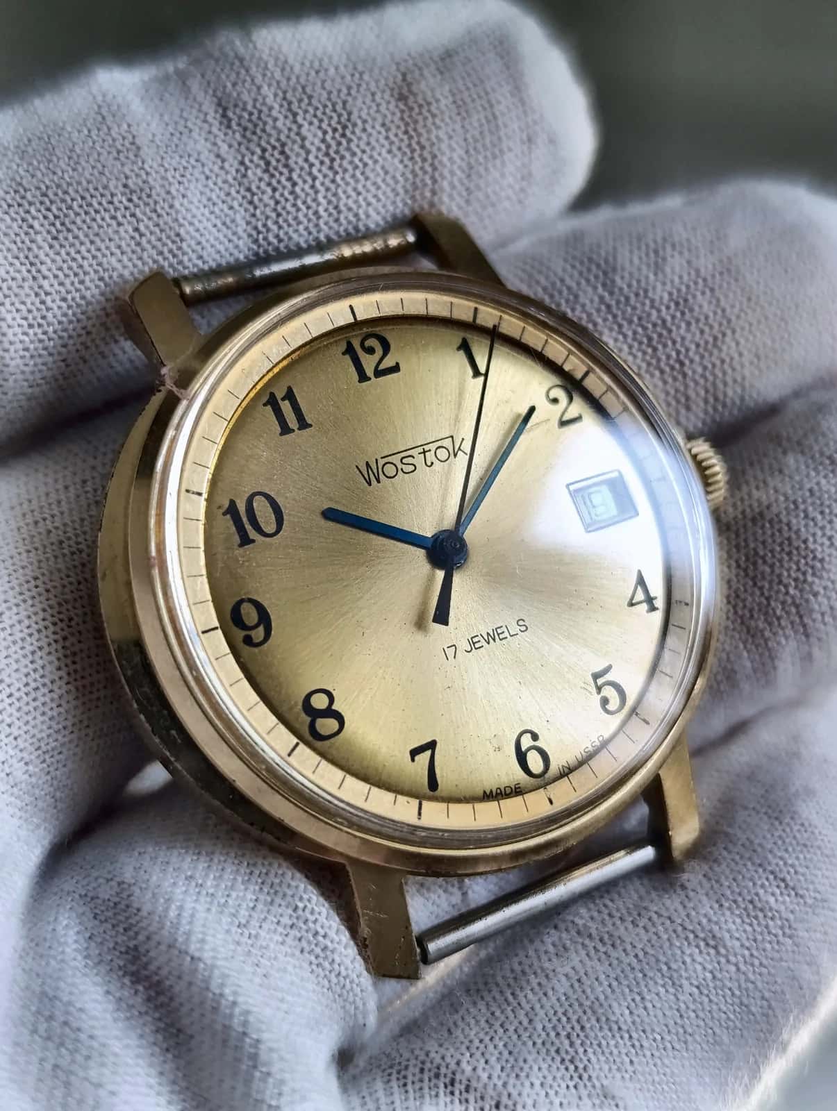 Vostok 2414A Soviet Watch 1980s Gold Dial USSR 17 Jewels
